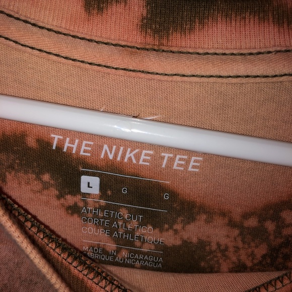 Nike T-Shirt - Picture 3 of 3